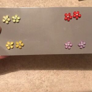 4 sets flower magnetic earrings